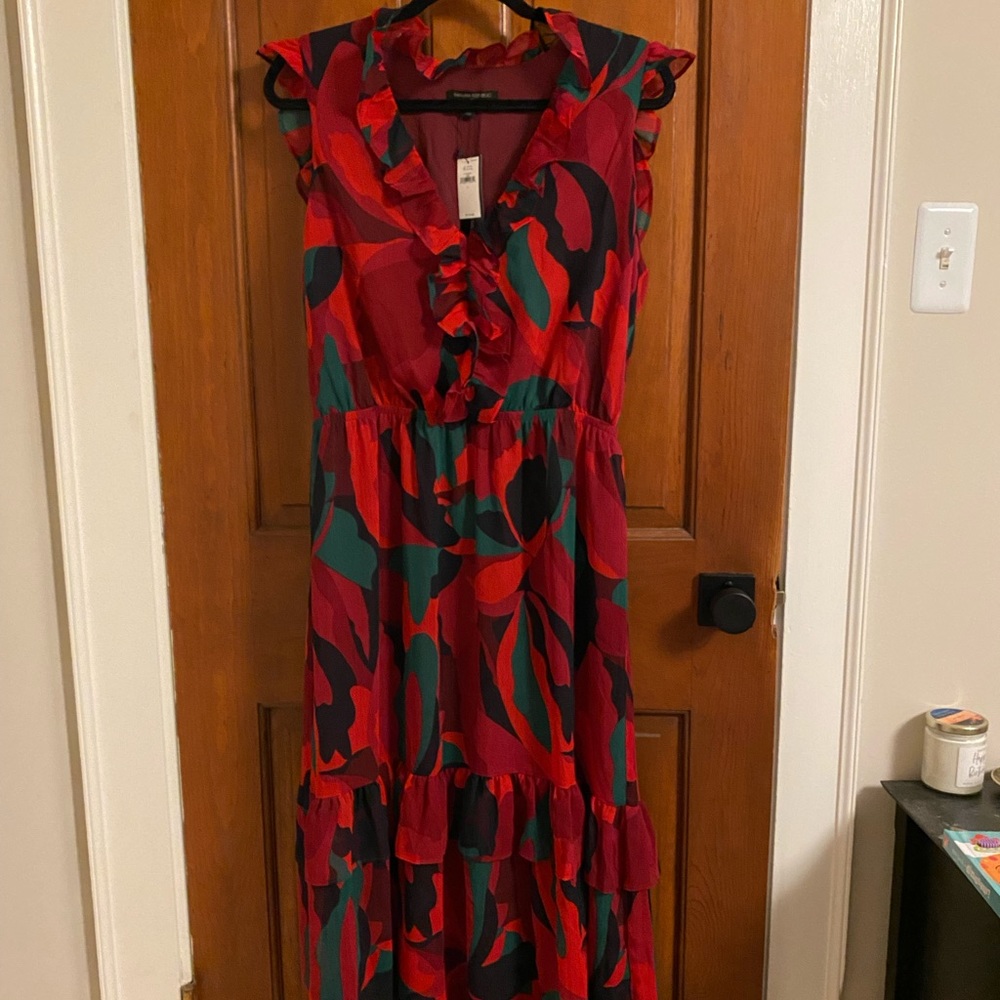 BR Flutter Midi Dress L